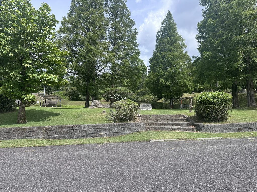 青山高原保健休養地キャンプ場の公園